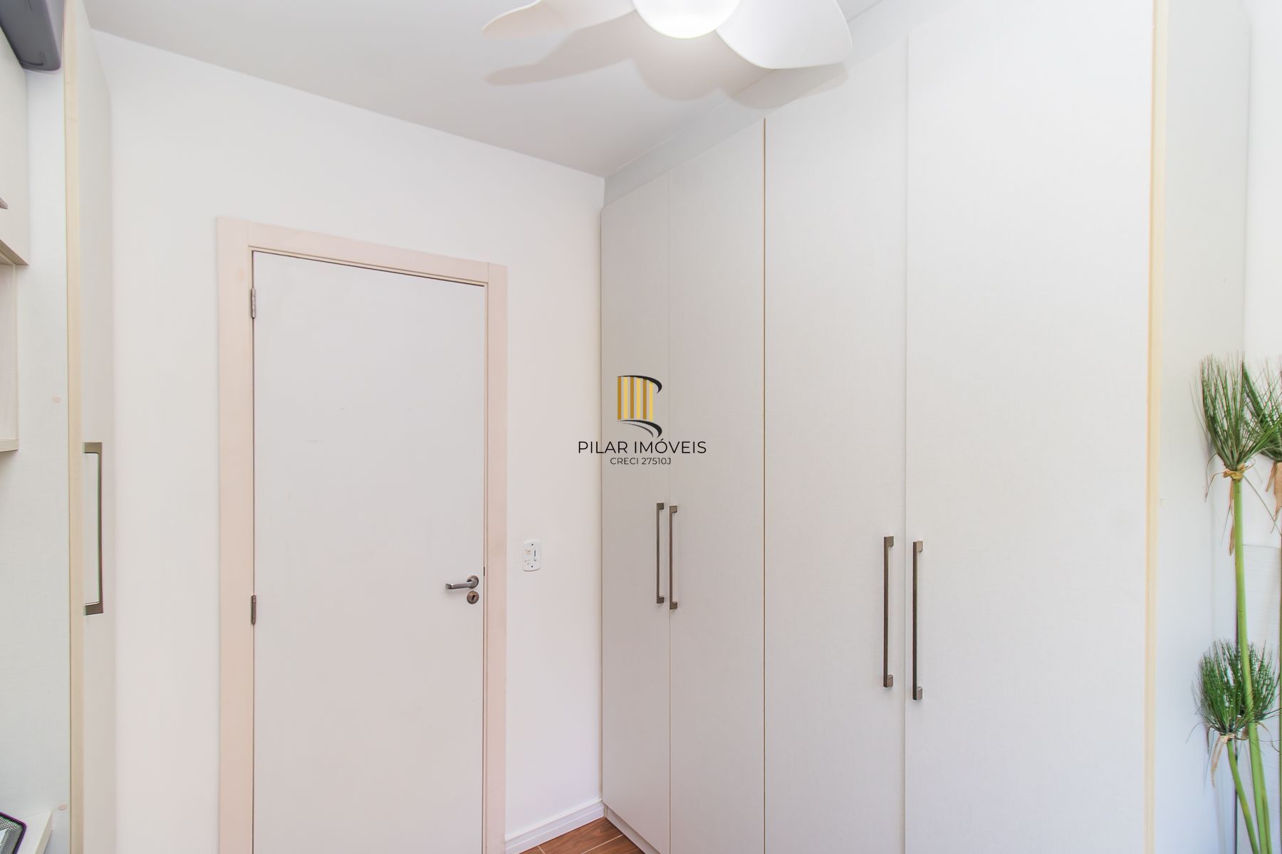 Apartamento MOBILIADO Condomínio Domingo Av. Florianópolis, 95 - Azenha