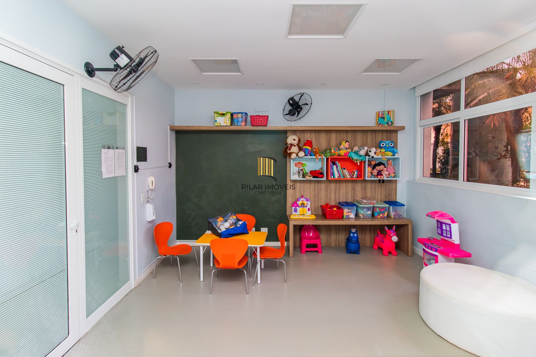 Apartamento MOBILIADO Condomínio Domingo Av. Florianópolis, 95 - Azenha