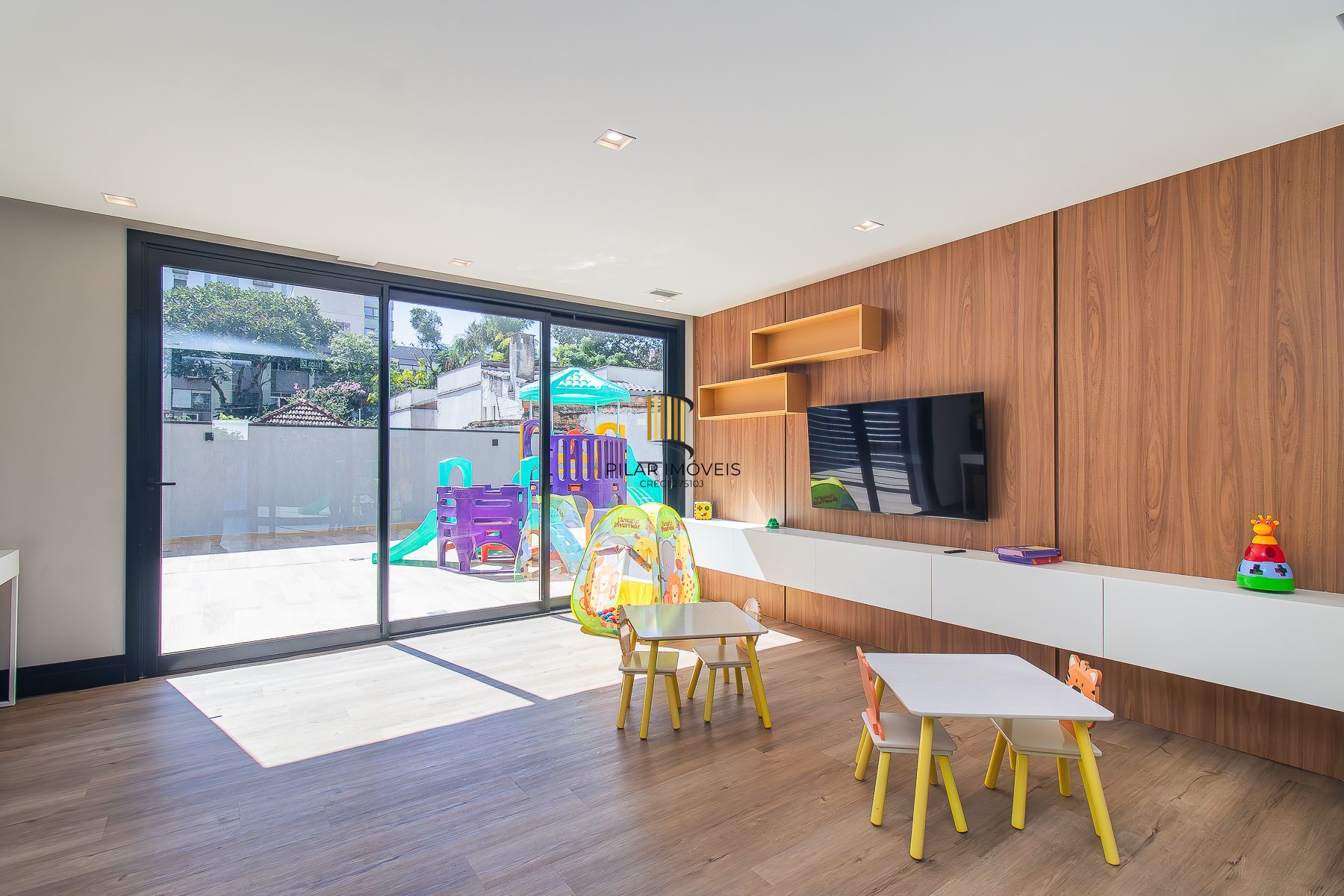 Incrível apartamento mobiliado 2 suítes novo no Menino Deus