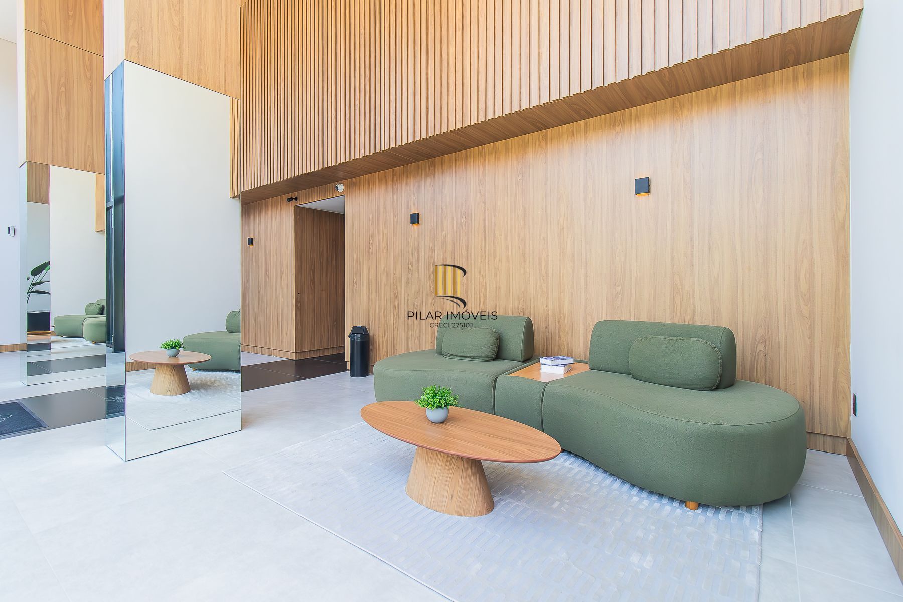 Incrível apartamento mobiliado 2 suítes novo no Menino Deus