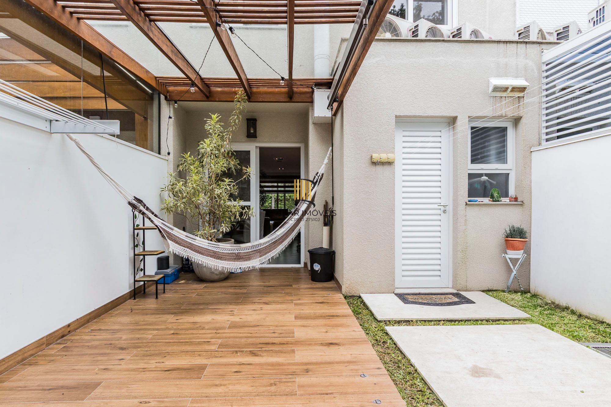 Casa Alto Padrão no condomínio Euroville