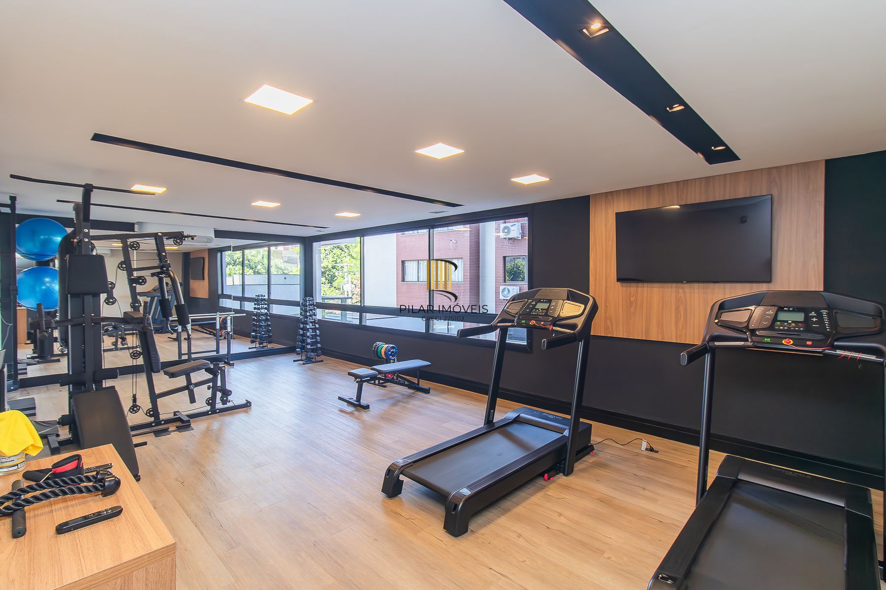 Incrível apartamento mobiliado 2 suítes novo no Menino Deus