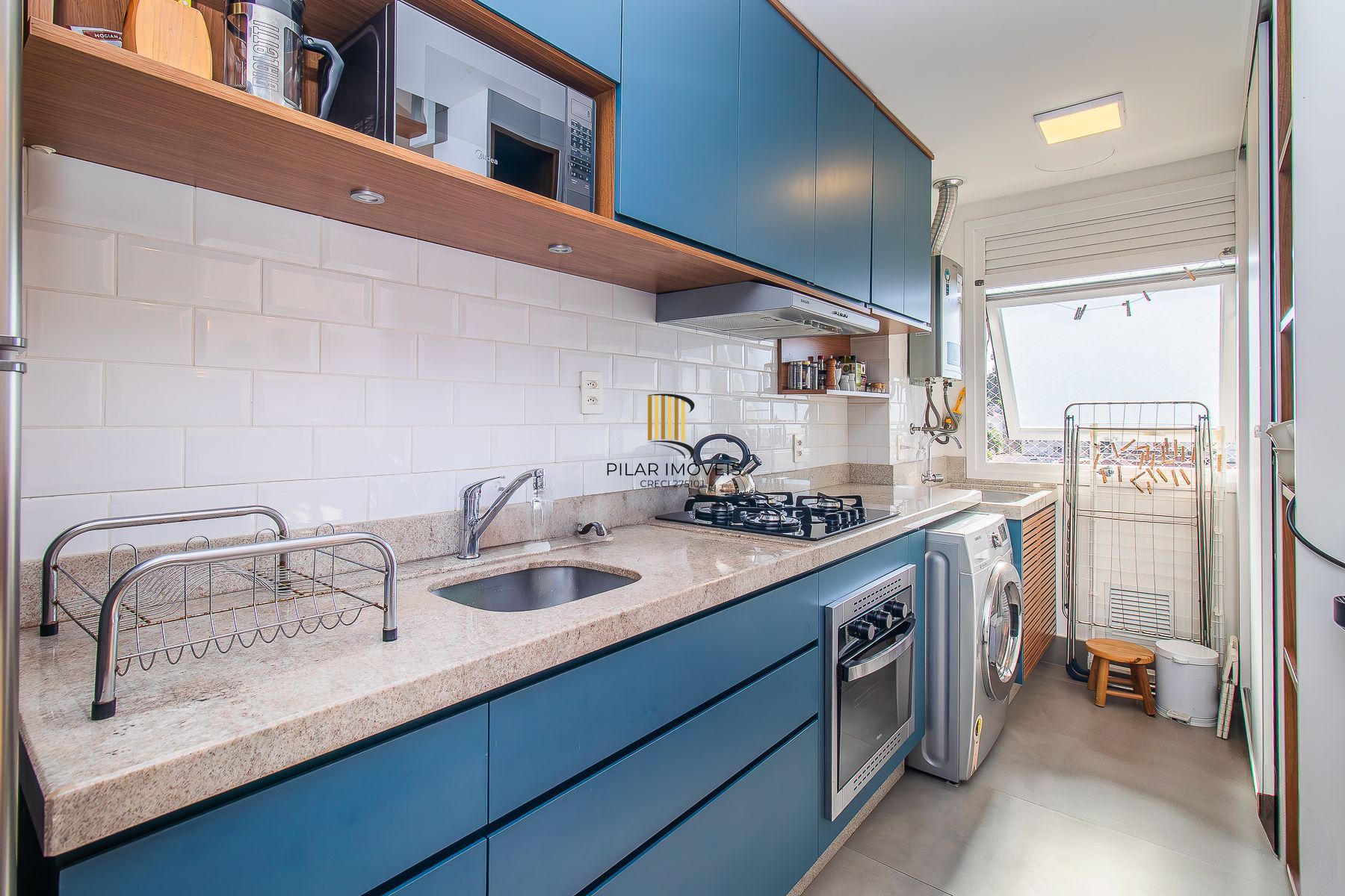 Apto. impecável semimobiliado em condomínio com lazer no Higienópolis