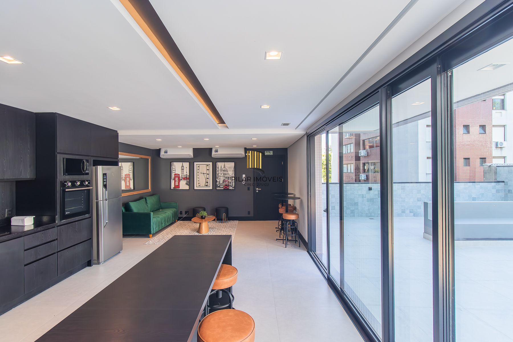 Incrível apartamento mobiliado 2 suítes novo no Menino Deus