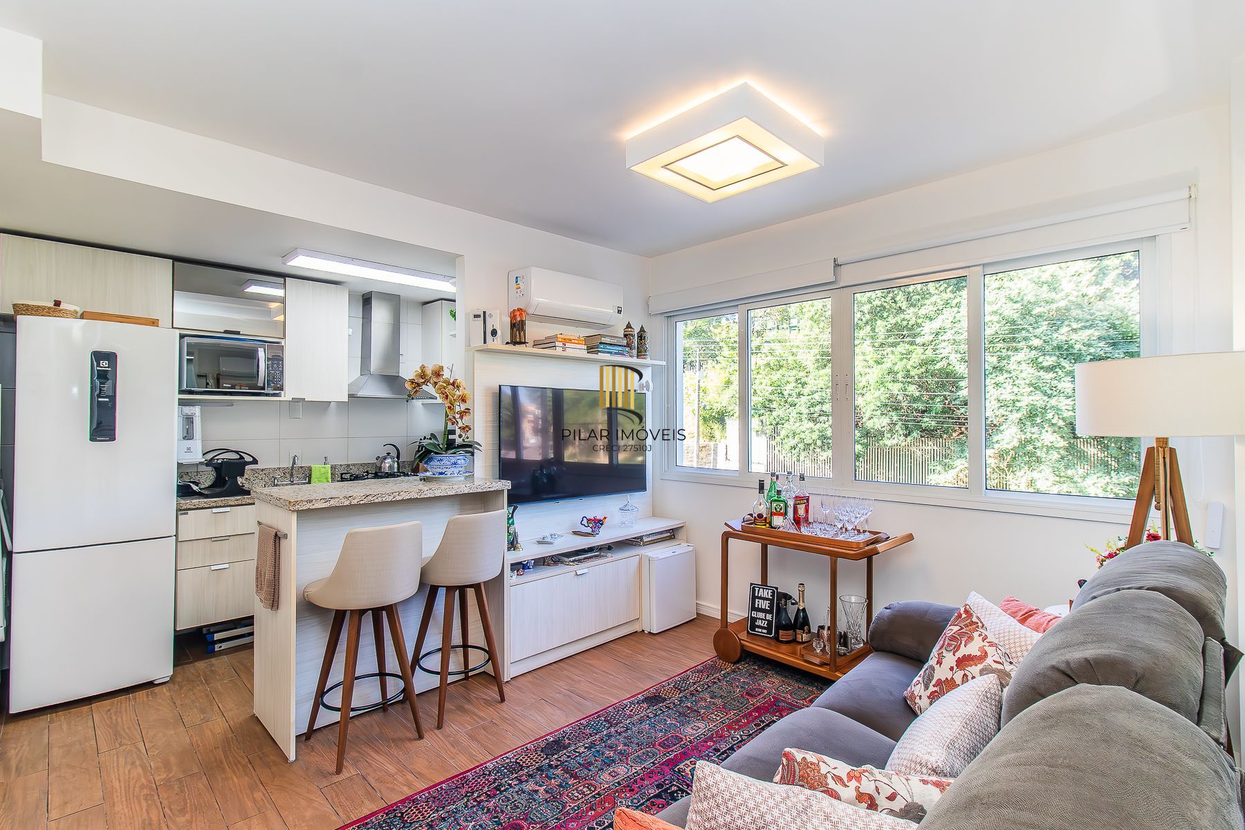 Apartamento MOBILIADO Condomínio Domingo Av. Florianópolis, 95 - Azenha