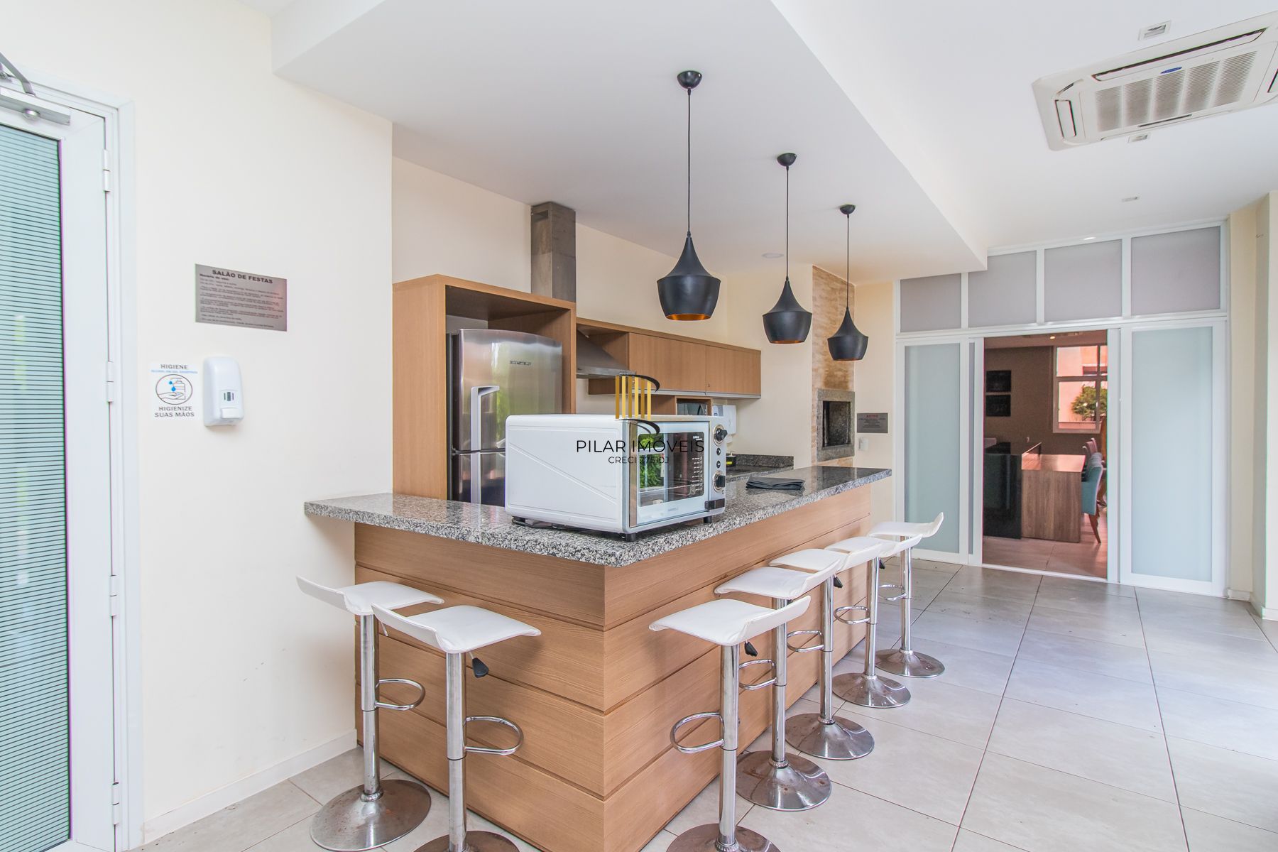 Apartamento MOBILIADO Condomínio Domingo Av. Florianópolis, 95 - Azenha