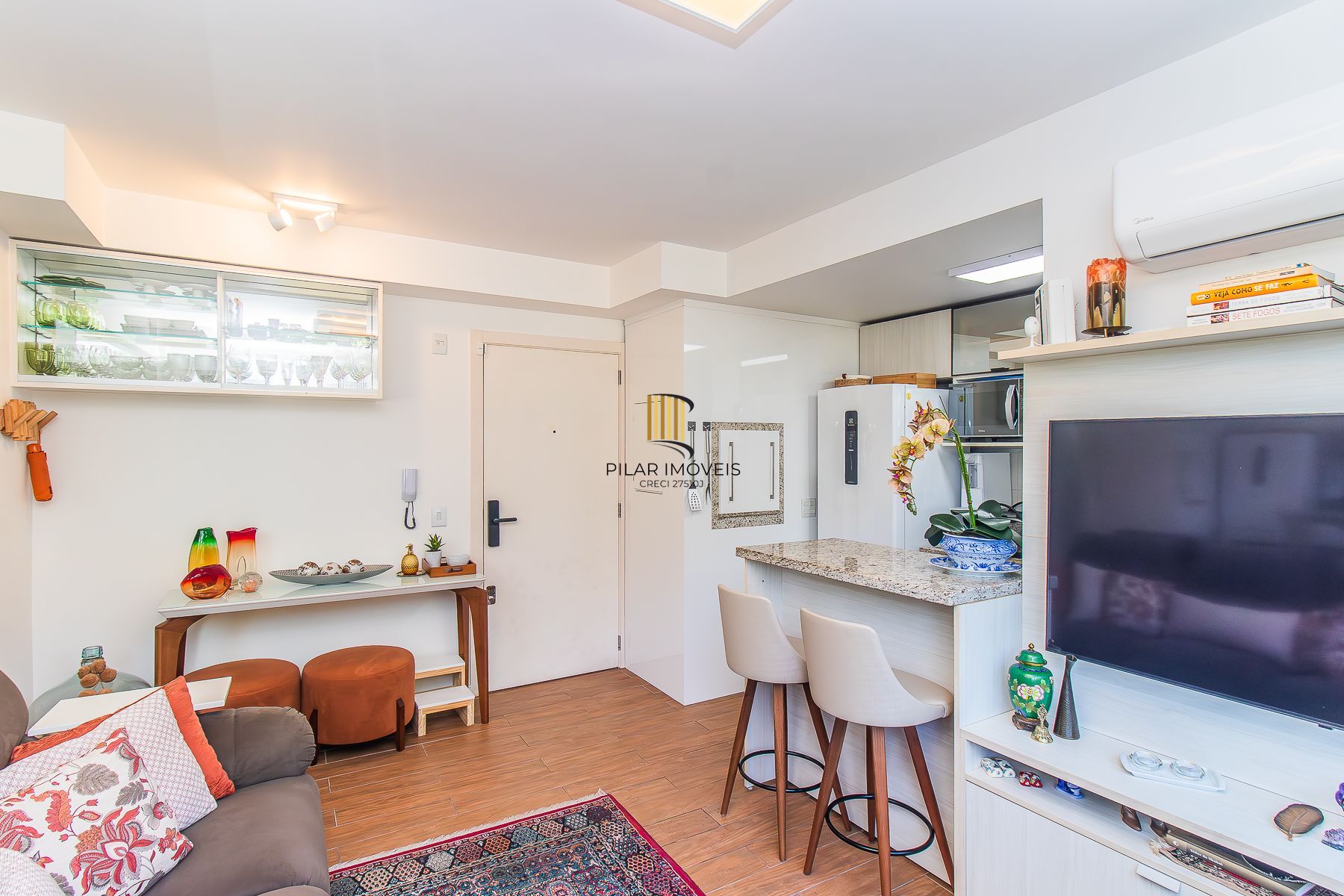 Apartamento MOBILIADO Condomínio Domingo Av. Florianópolis, 95 - Azenha