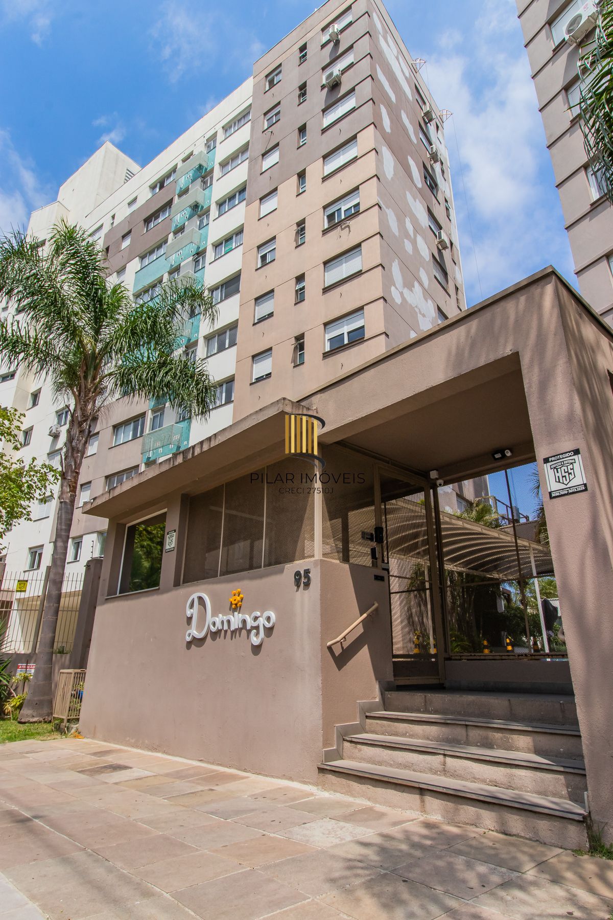 Apartamento MOBILIADO Condomínio Domingo Av. Florianópolis, 95 - Azenha