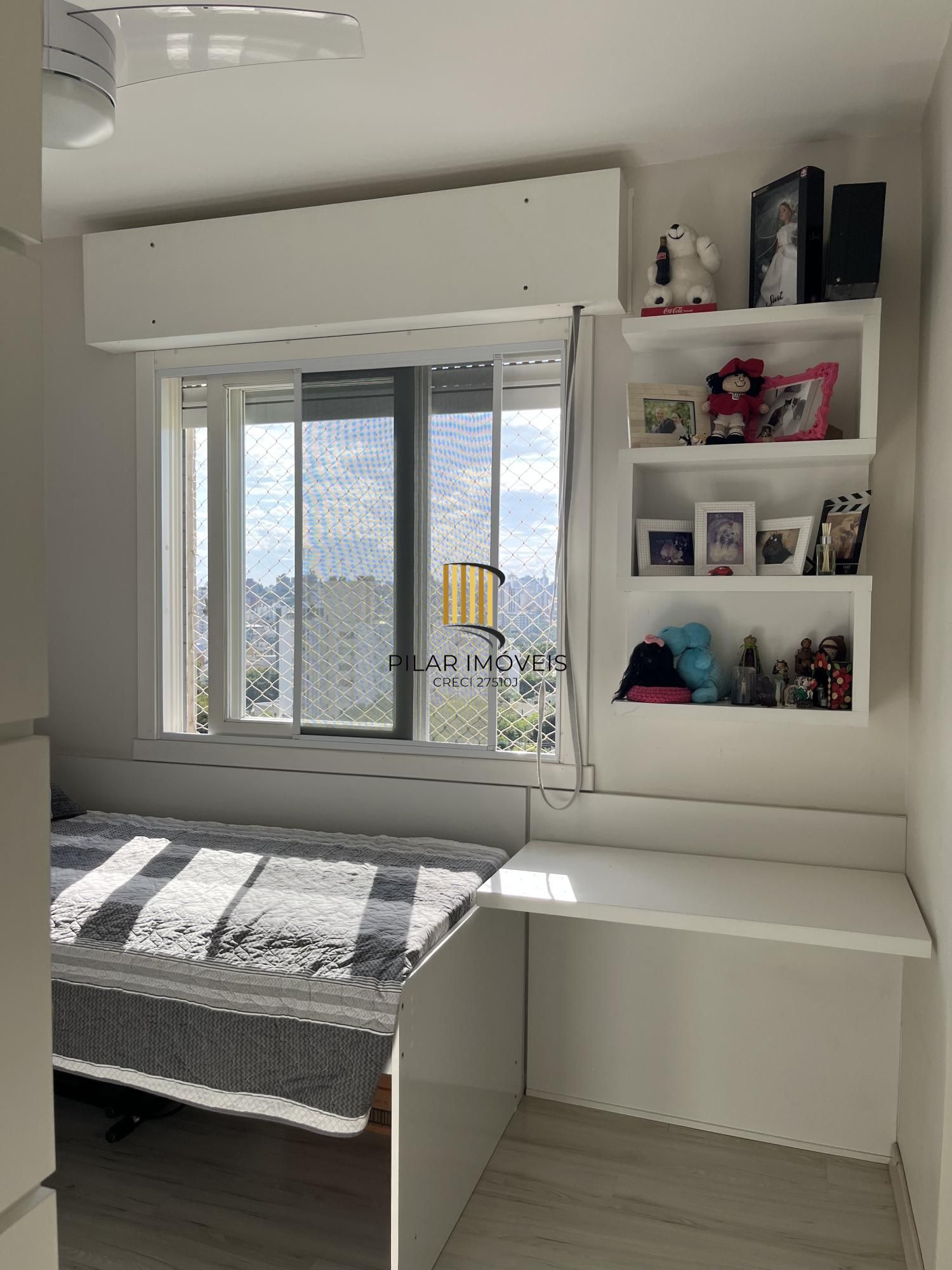 Apartamento 3 dormitórios, 1 suíte, 3 vagas no bairro Jardim Botânico