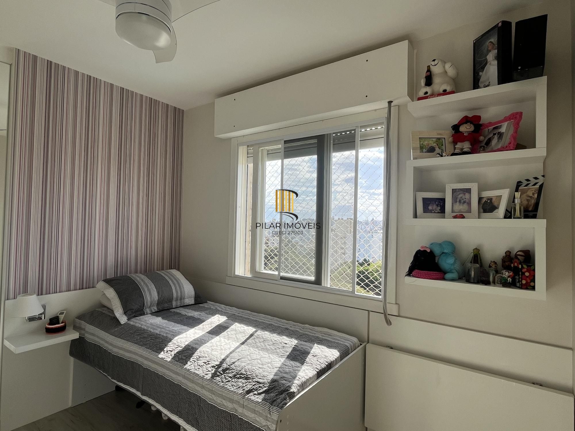 Apartamento 3 dormitórios, 1 suíte, 3 vagas no bairro Jardim Botânico