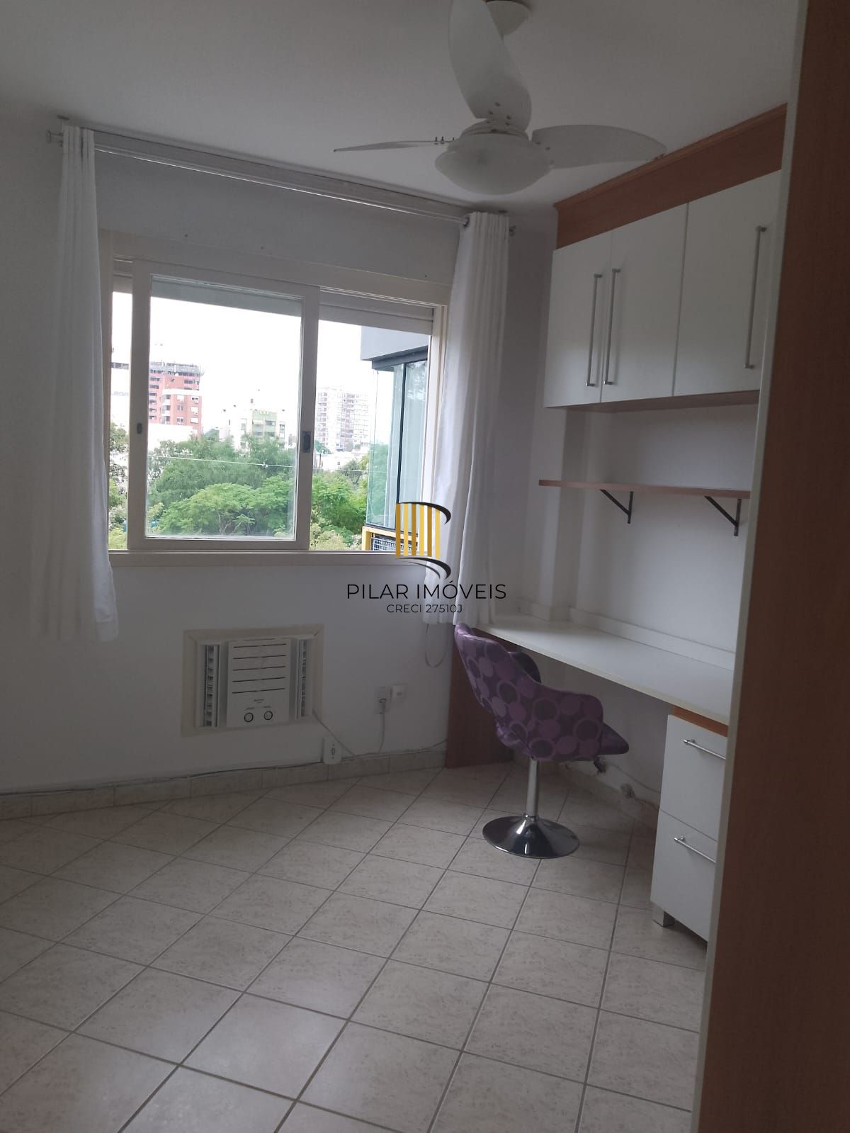 Apartamento 03 dormitórios 1 suíte 1 vaga de garagem no Bairro Menino Deus