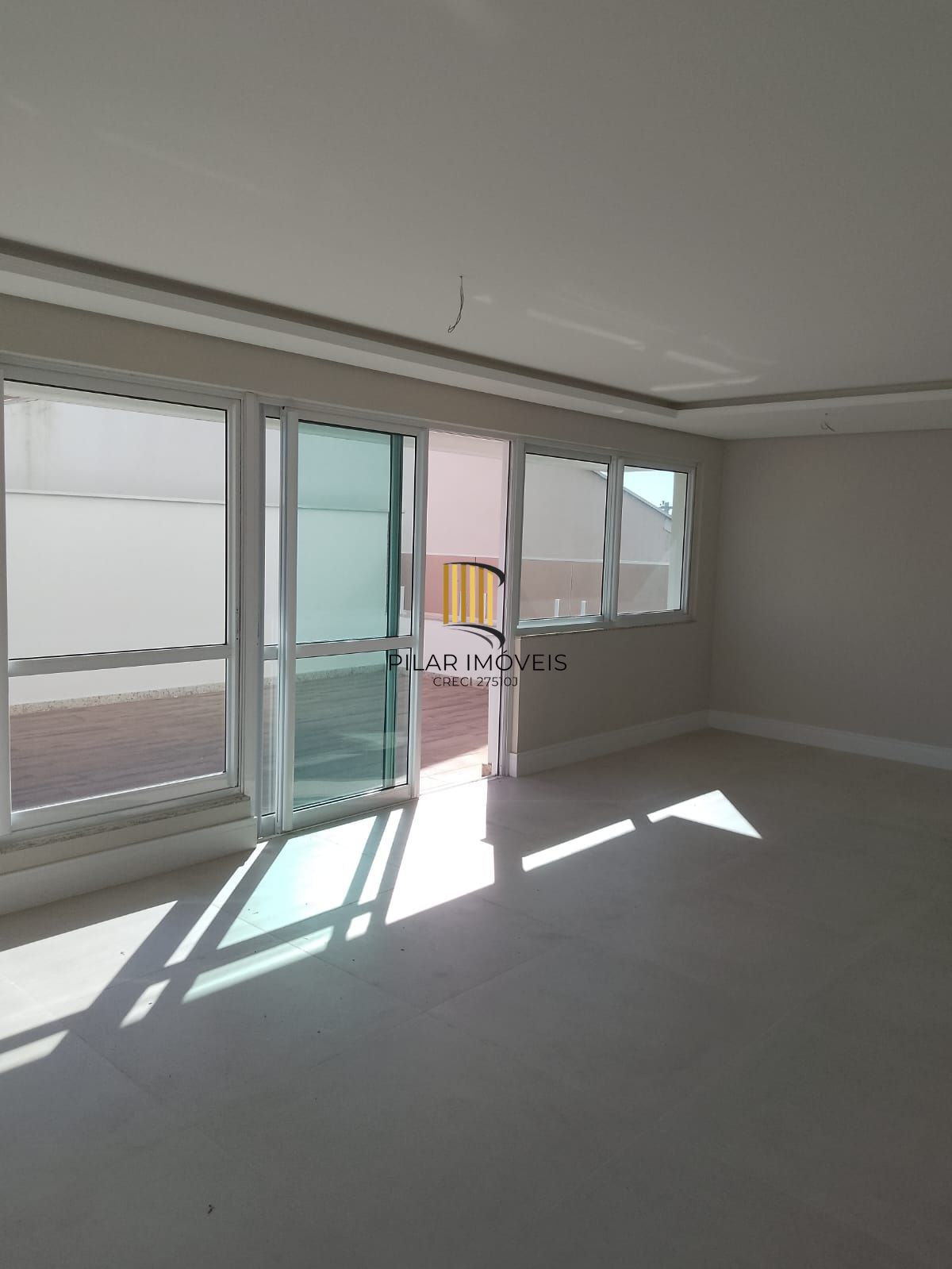 Apartamento GARDEN novo com 3 dormitórios 3 suítes 3 vagas no Passo Dareia