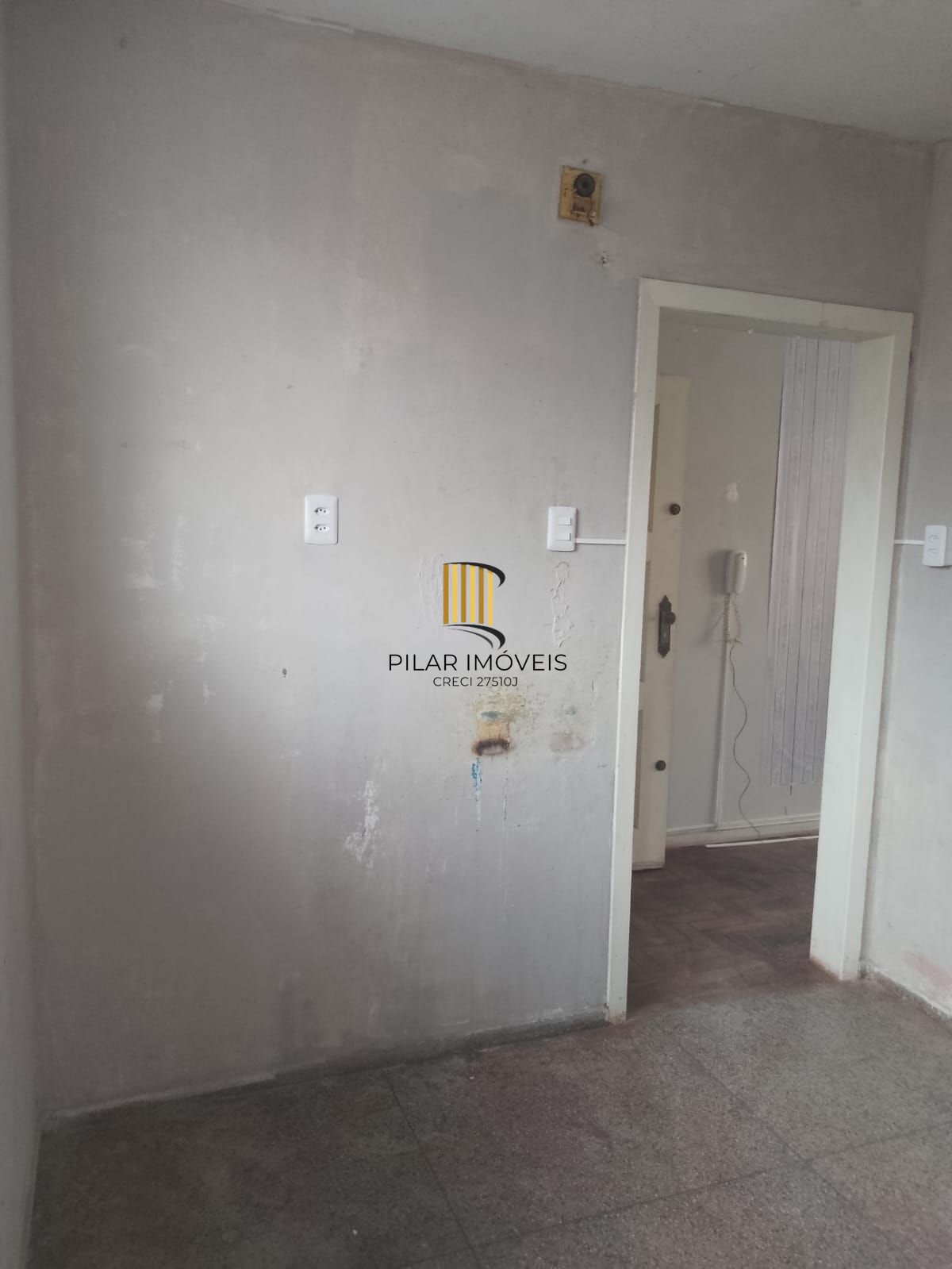Apartamento 02 dormitórios bairro Cristal Porto Alegre RS