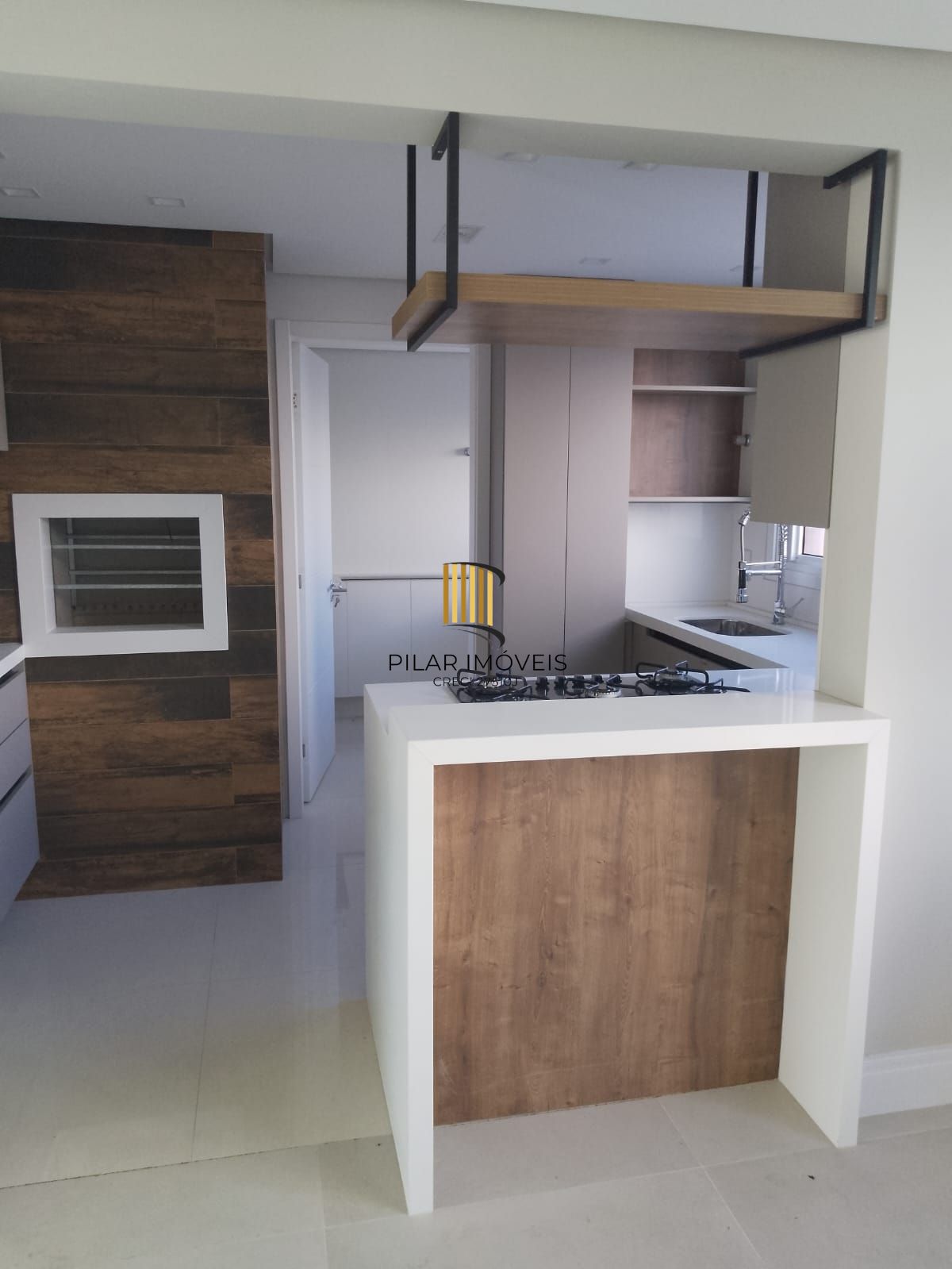 Apartamento GARDEN novo com 3 dormitórios 3 suítes 3 vagas no Passo Dareia