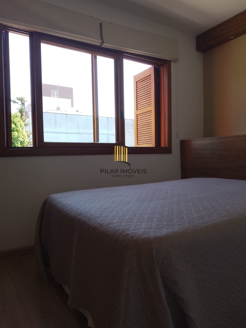 Apartamento no bairro Tristeza, com 2 dormitórios, suíte, vaga para 2 carros