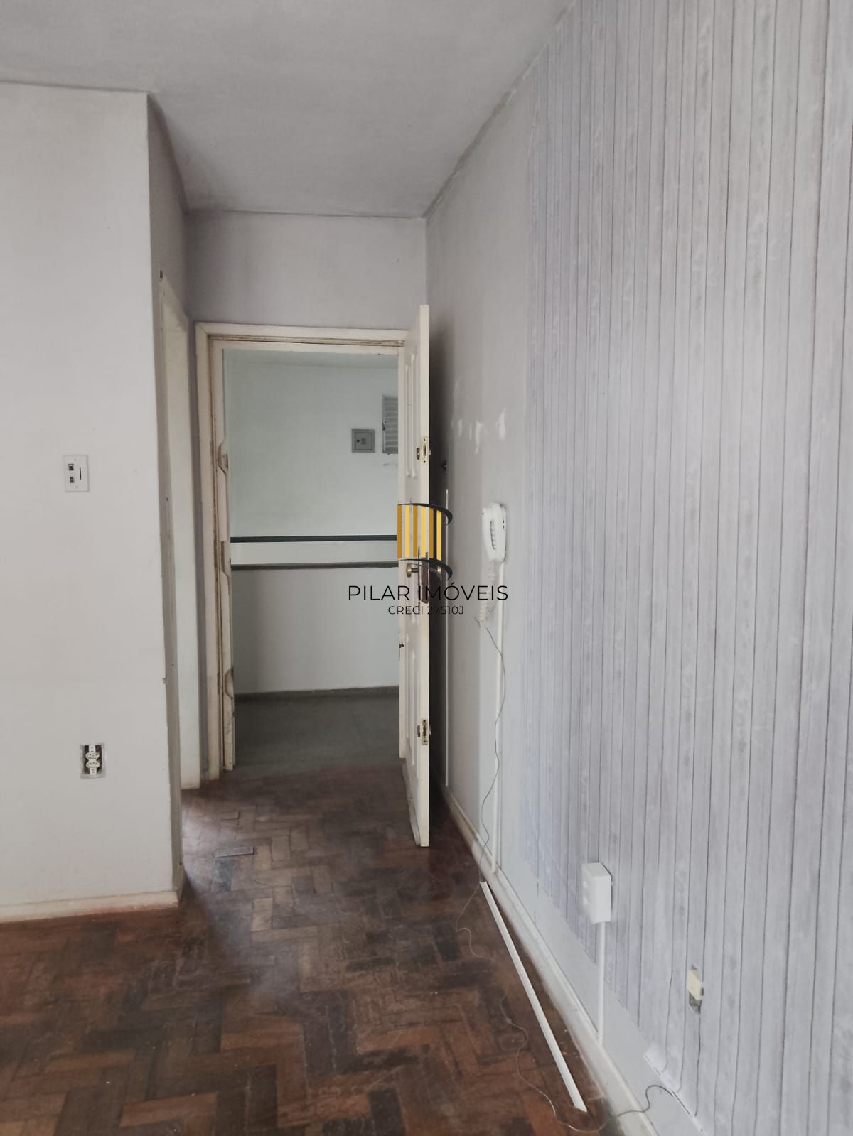 Apartamento 02 dormitórios bairro Cristal Porto Alegre RS