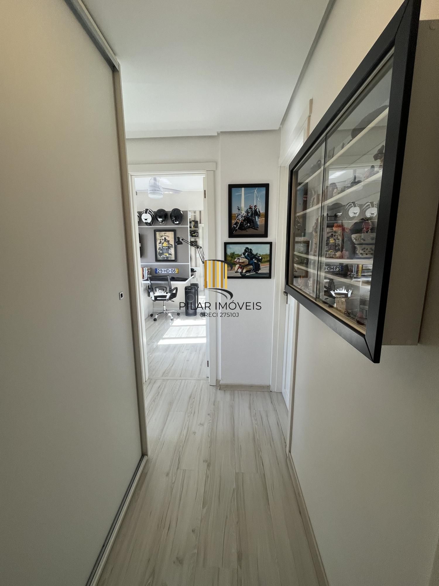 Apartamento 3 dormitórios, 1 suíte, 3 vagas no bairro Jardim Botânico