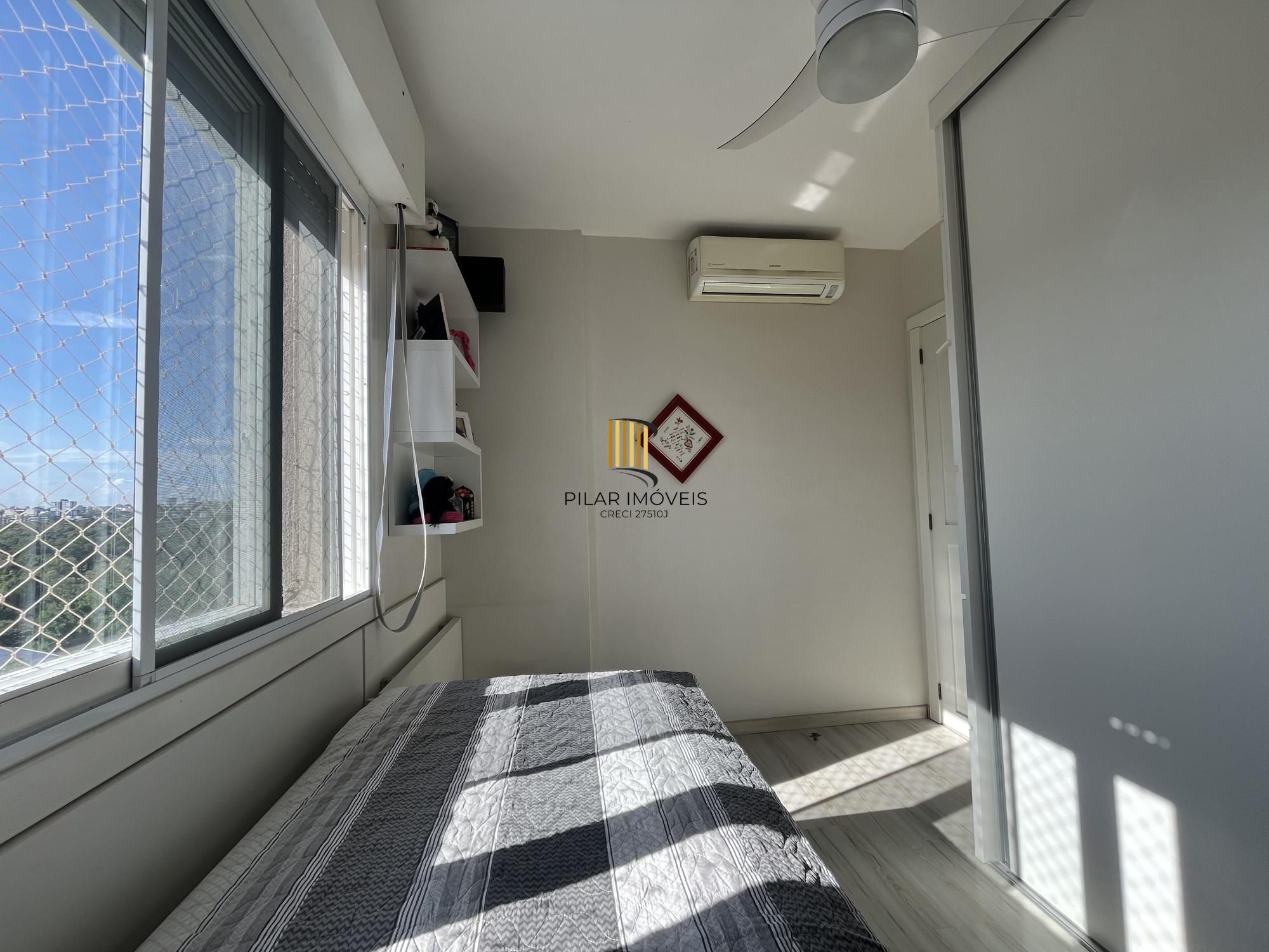 Apartamento 3 dormitórios, 1 suíte, 3 vagas no bairro Jardim Botânico