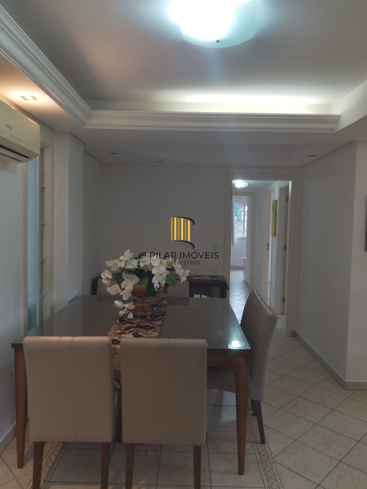 Apartamento 03 dormitórios 1 suíte 1 vaga de garagem no Bairro Menino Deus