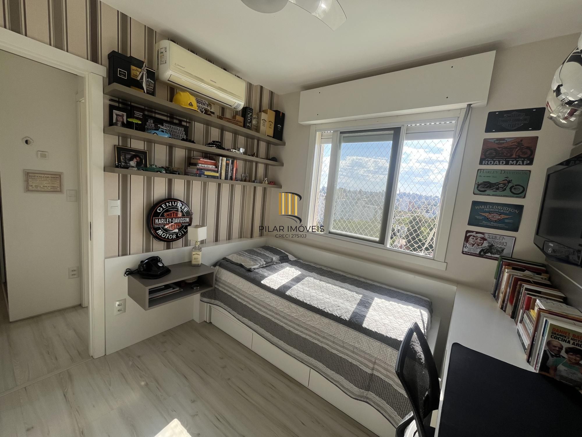 Apartamento 3 dormitórios, 1 suíte, 3 vagas no bairro Jardim Botânico