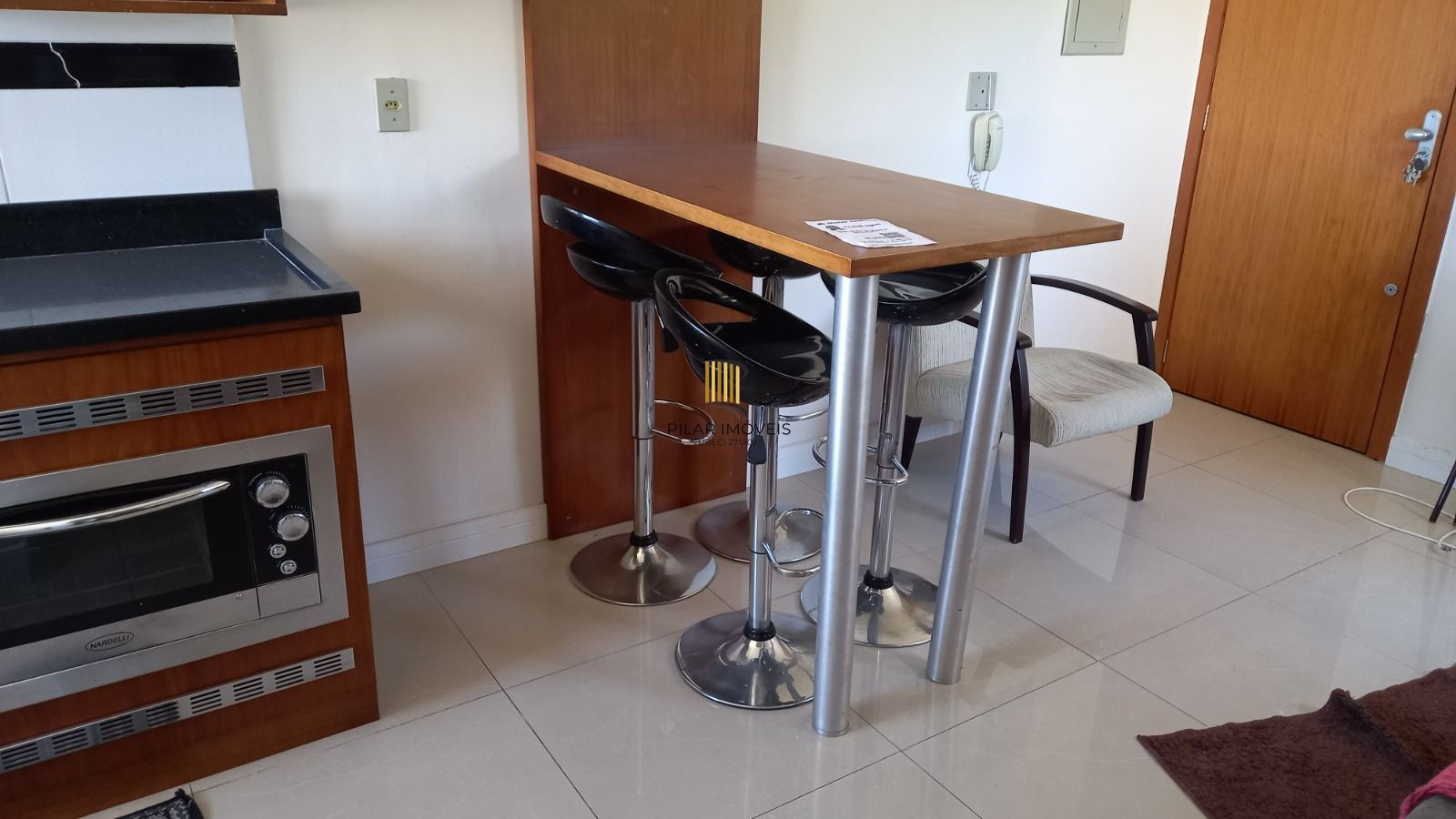 APARTAMENTO 2 DORMITÓRIOS COM VAGA ROTATIVA NO BAIRRO VILA NOVA
