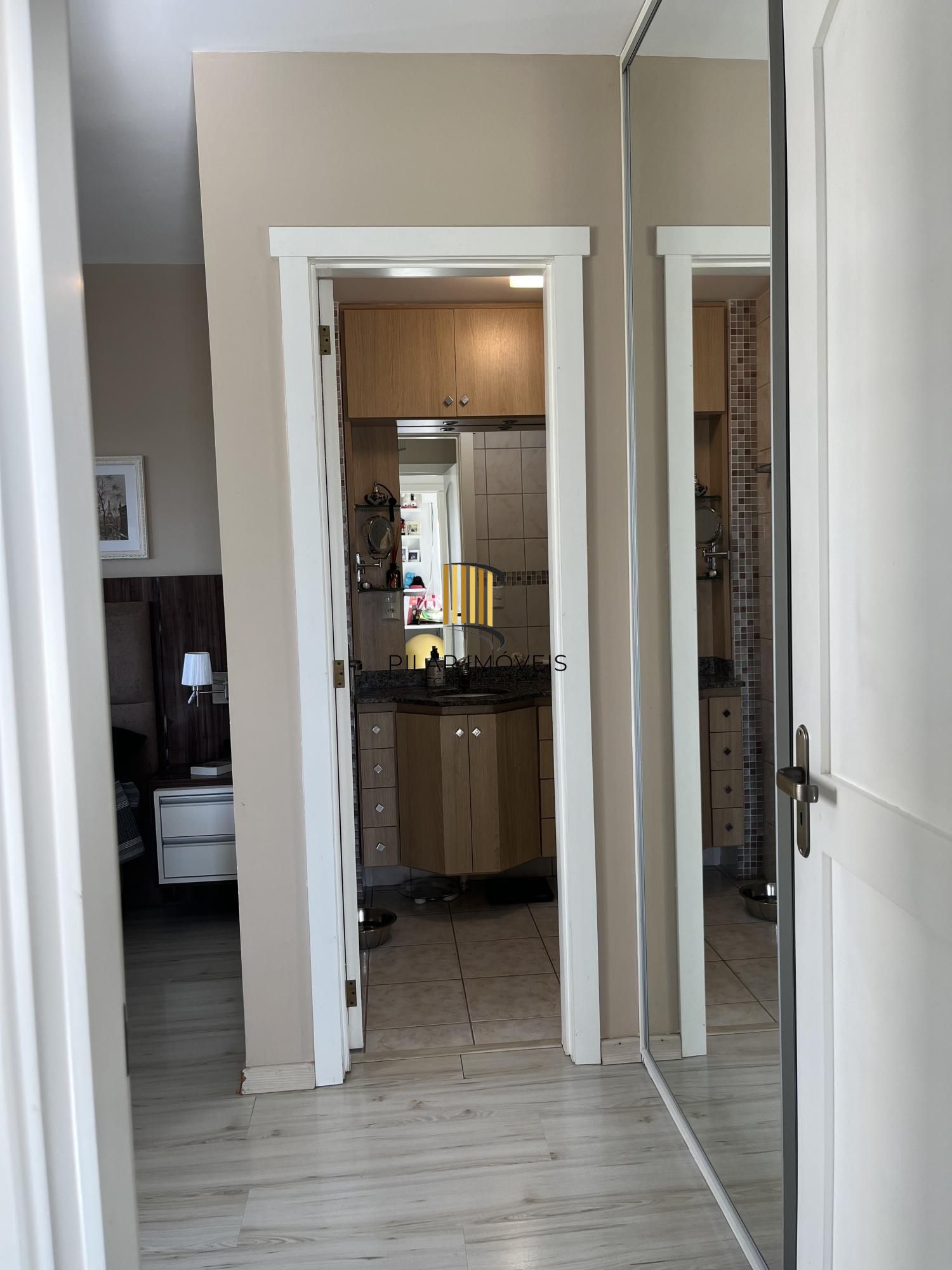 Apartamento 3 dormitórios, 1 suíte, 3 vagas no bairro Jardim Botânico
