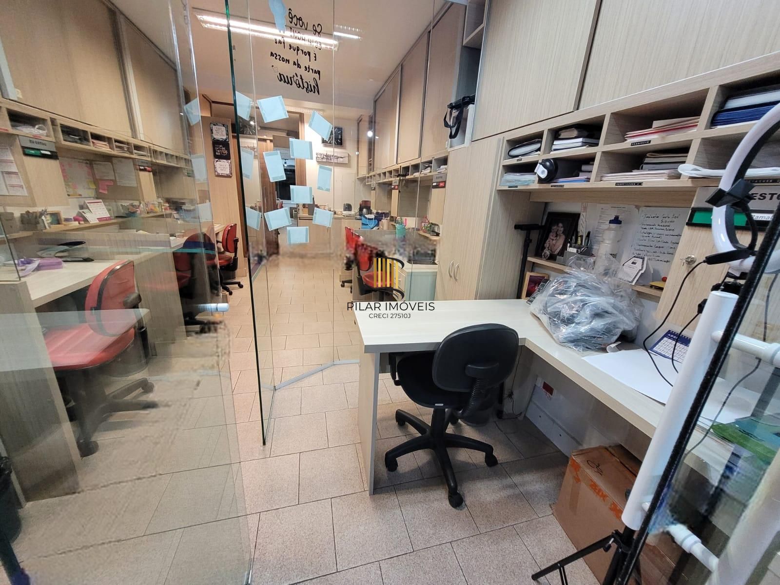 Sala Comercial 1 dormitório no bairro Passo da Areia