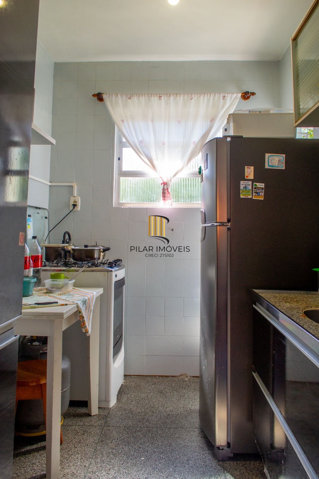 Apartamento com dois dormitórios sem garagem