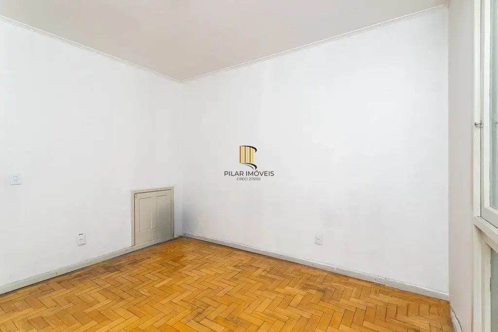 Apartamento 02 dormitórios com garagem convencionada 