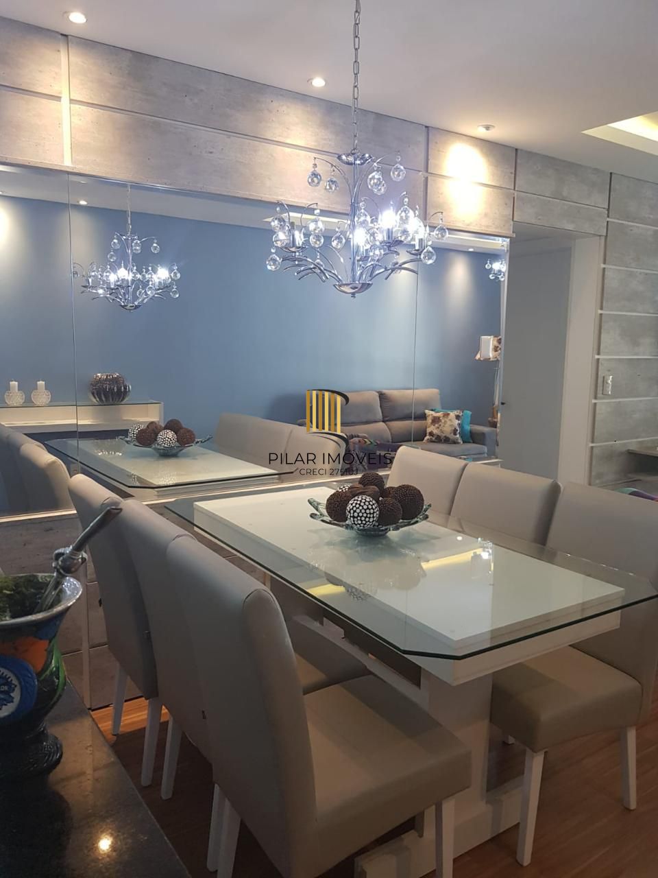 Apartamento 02 dormitórios com 01 suíte e 02 vagas de estacionamento