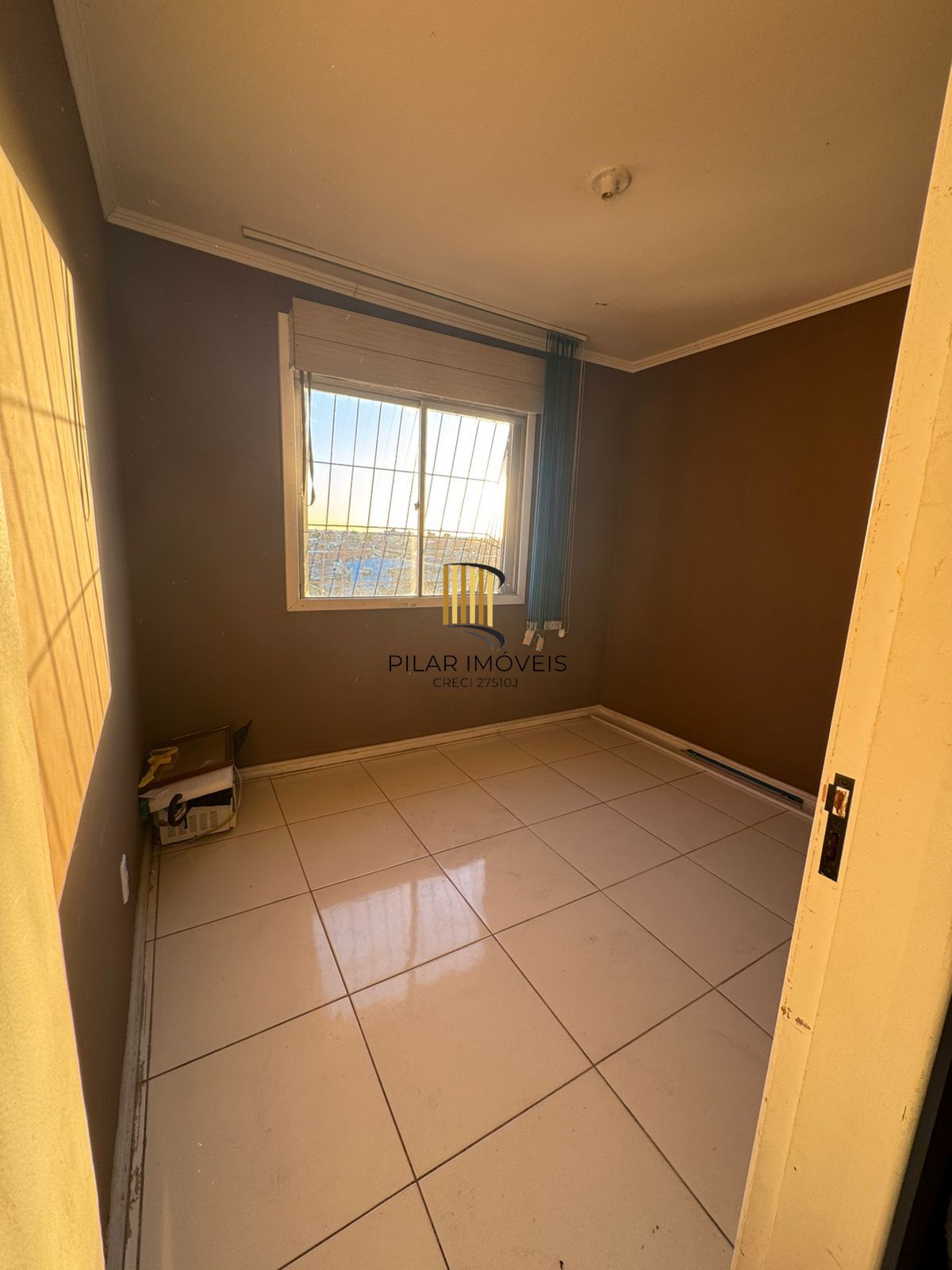 Apartamento com 02 dormitórios reformado