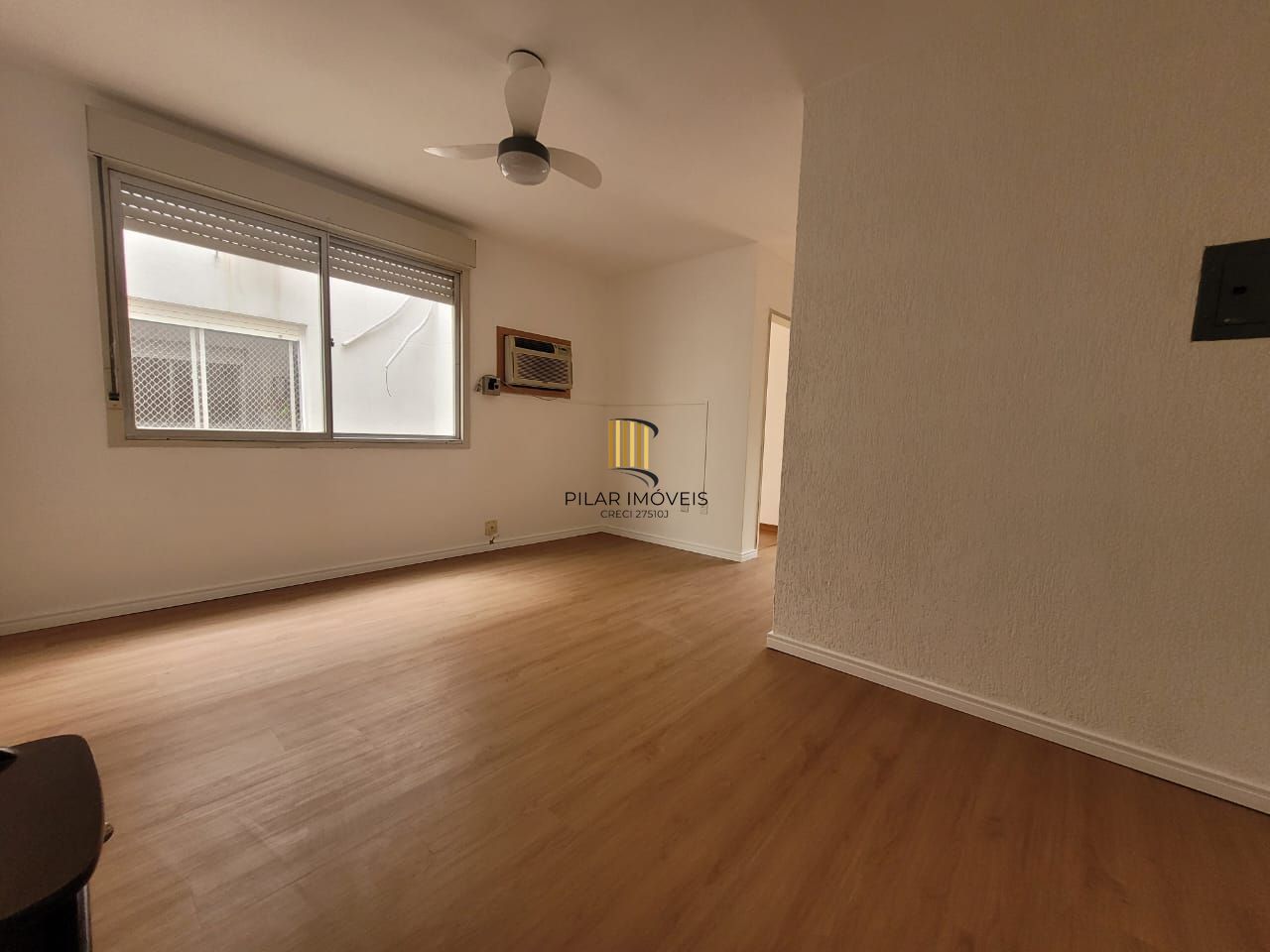 Apartamento de frente 2 dormitórios e vaga coberta próximo do Hospital Conceição