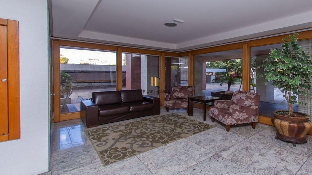 Cobertura 3 dormitórios, piscina, lareira, vista e 3 vagas no Solarium Lindóia