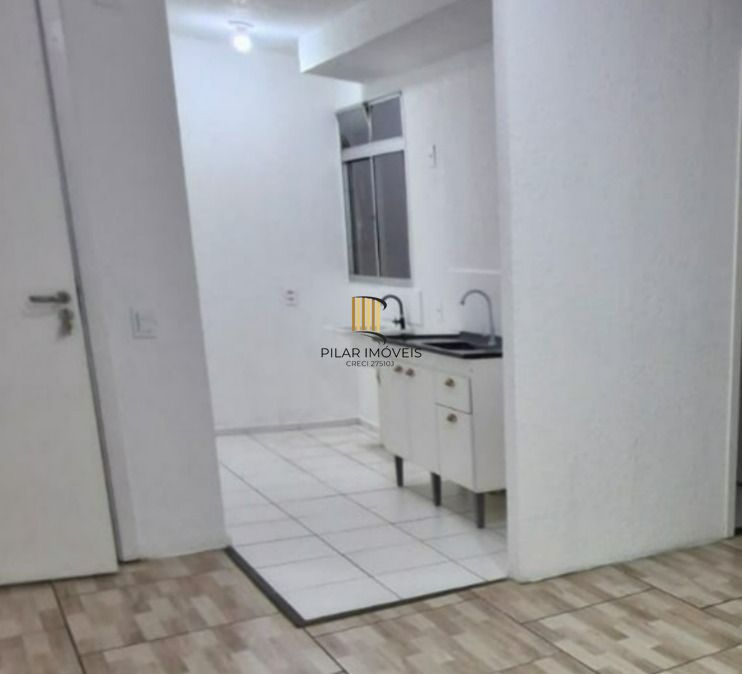 Apartamento com 02 dormitórios e com vaga de estacionamento rotativo