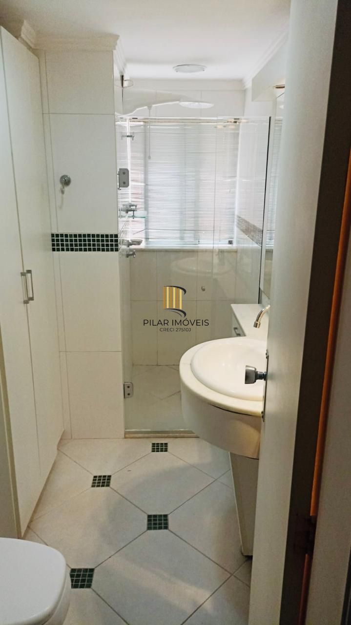Apartamento  02 dormitórios e garagem
