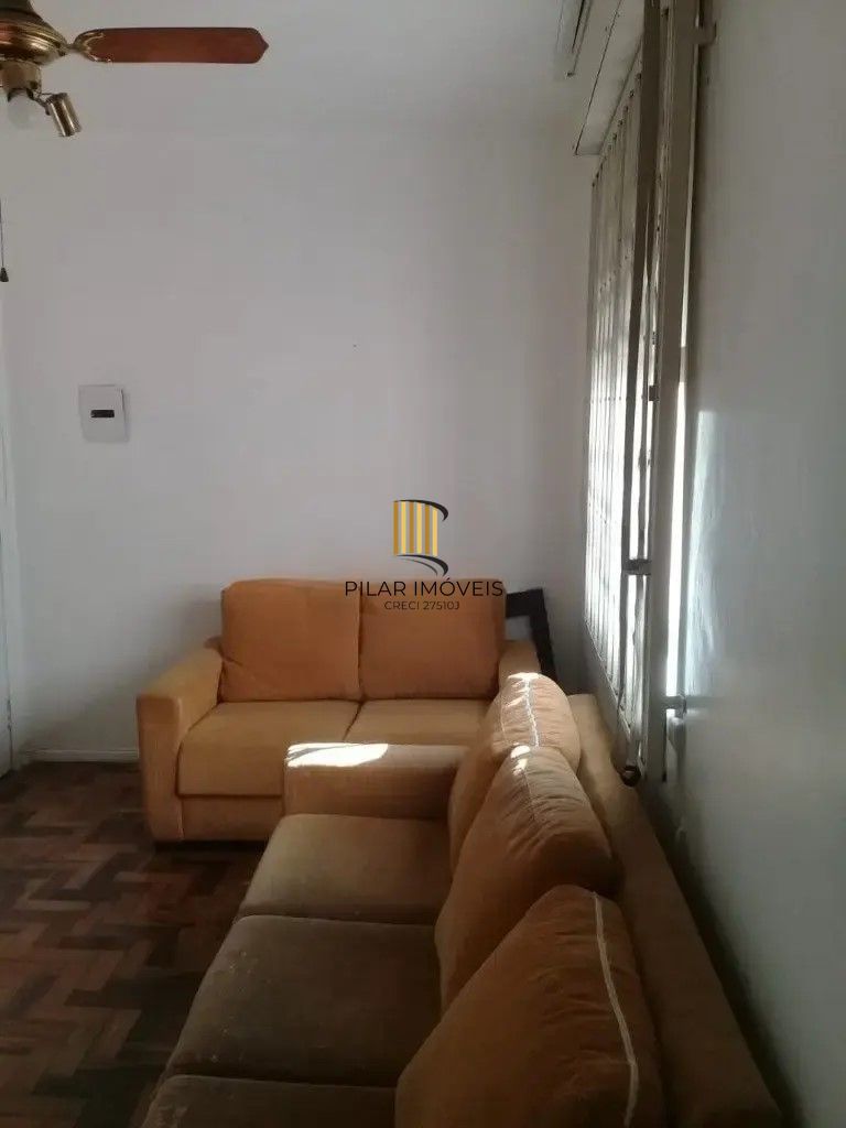 Apartamento com 03 dormitórios  com vaga