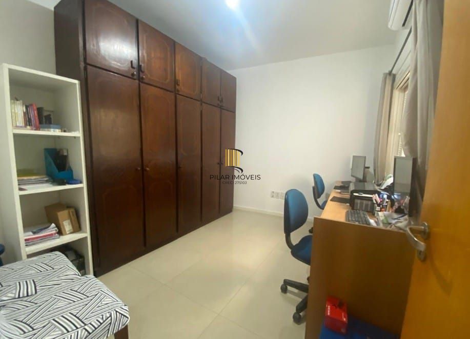 Casa Residencial ou Comercial Próxima ao Iguatemi – 379m² | 5 Vagas | Energia Solar