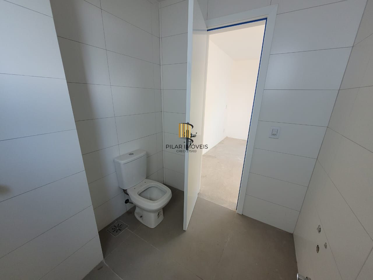 cobertura vista Beira Rio  03 dormitórios com 2 suítes e três vagas individuais