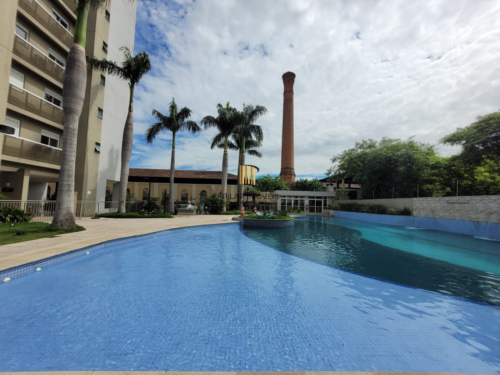 Apartamento mobiliado no Rossi Fiateci 2 dormitórios e suíte