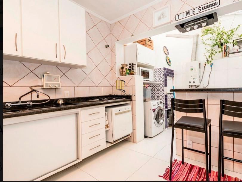 Casa 2 dormitórios no Jardim Itu Sabará