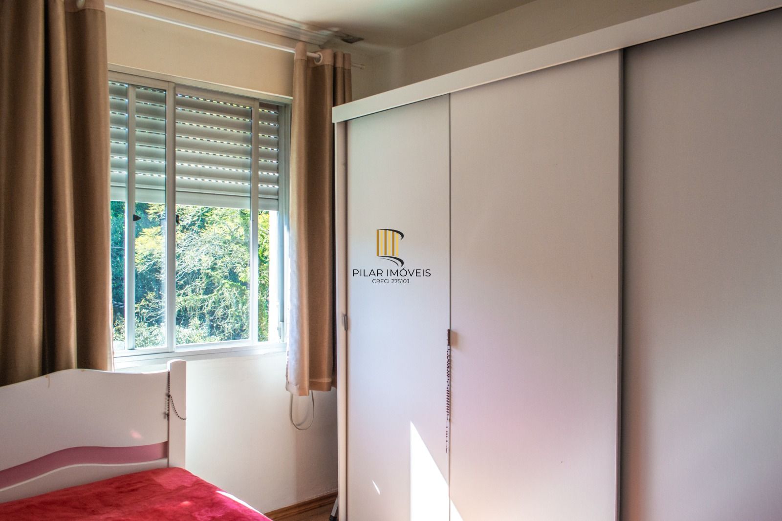 Apartamento com dois dormitórios sem garagem