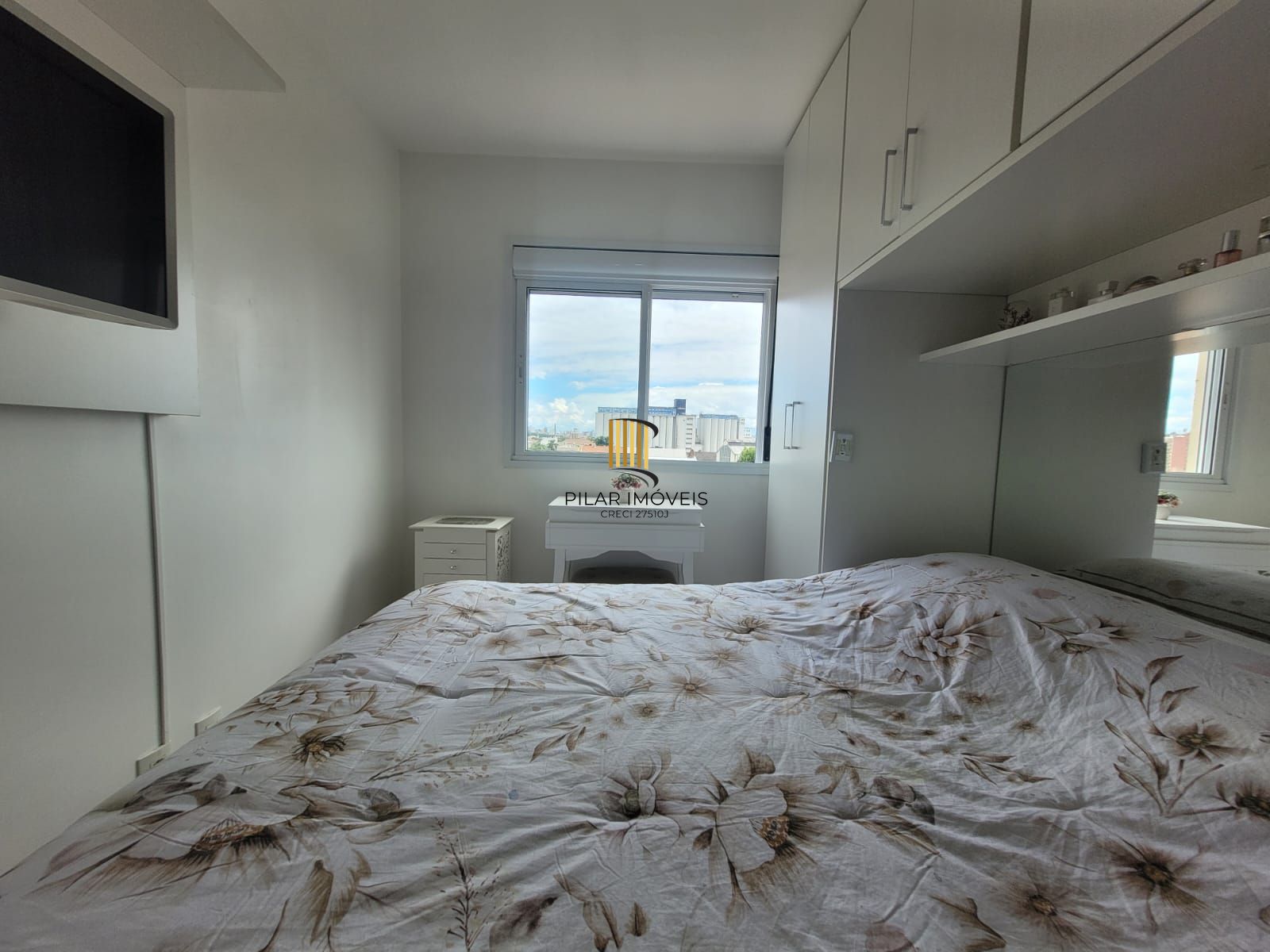 Apartamento mobiliado no Rossi Fiateci 2 dormitórios e suíte