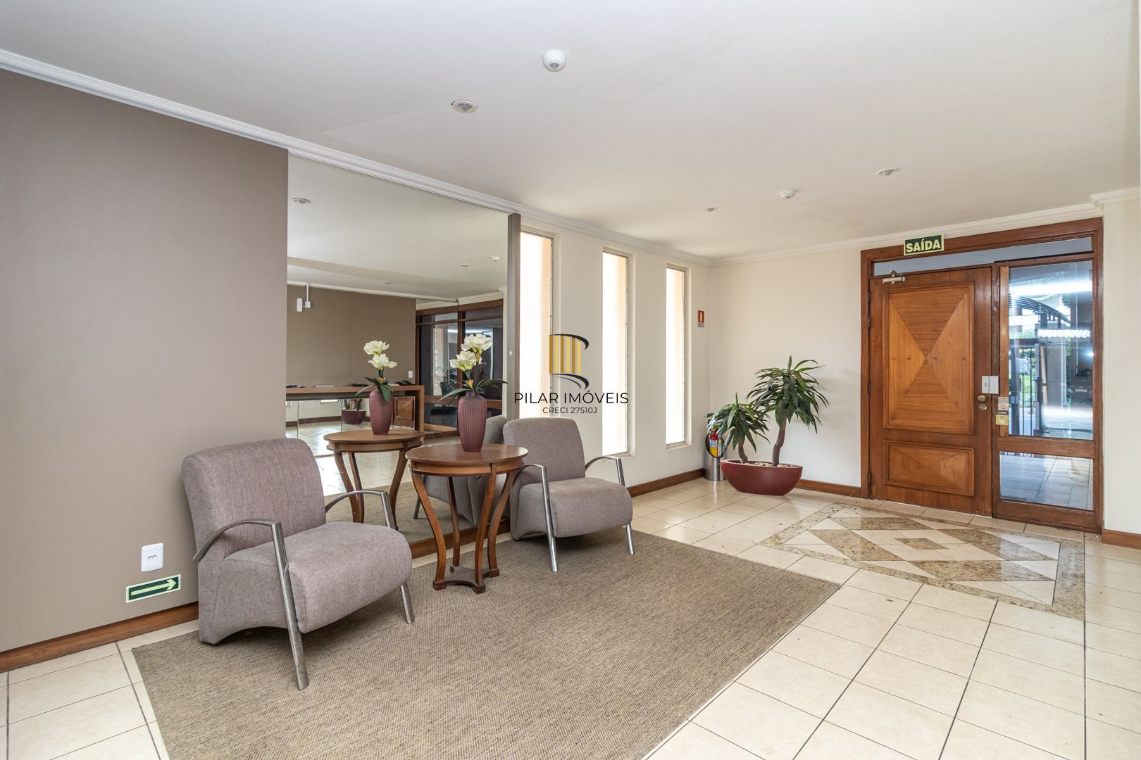 Apartamento 2 dormitórios  2 vagas Santa Cecília