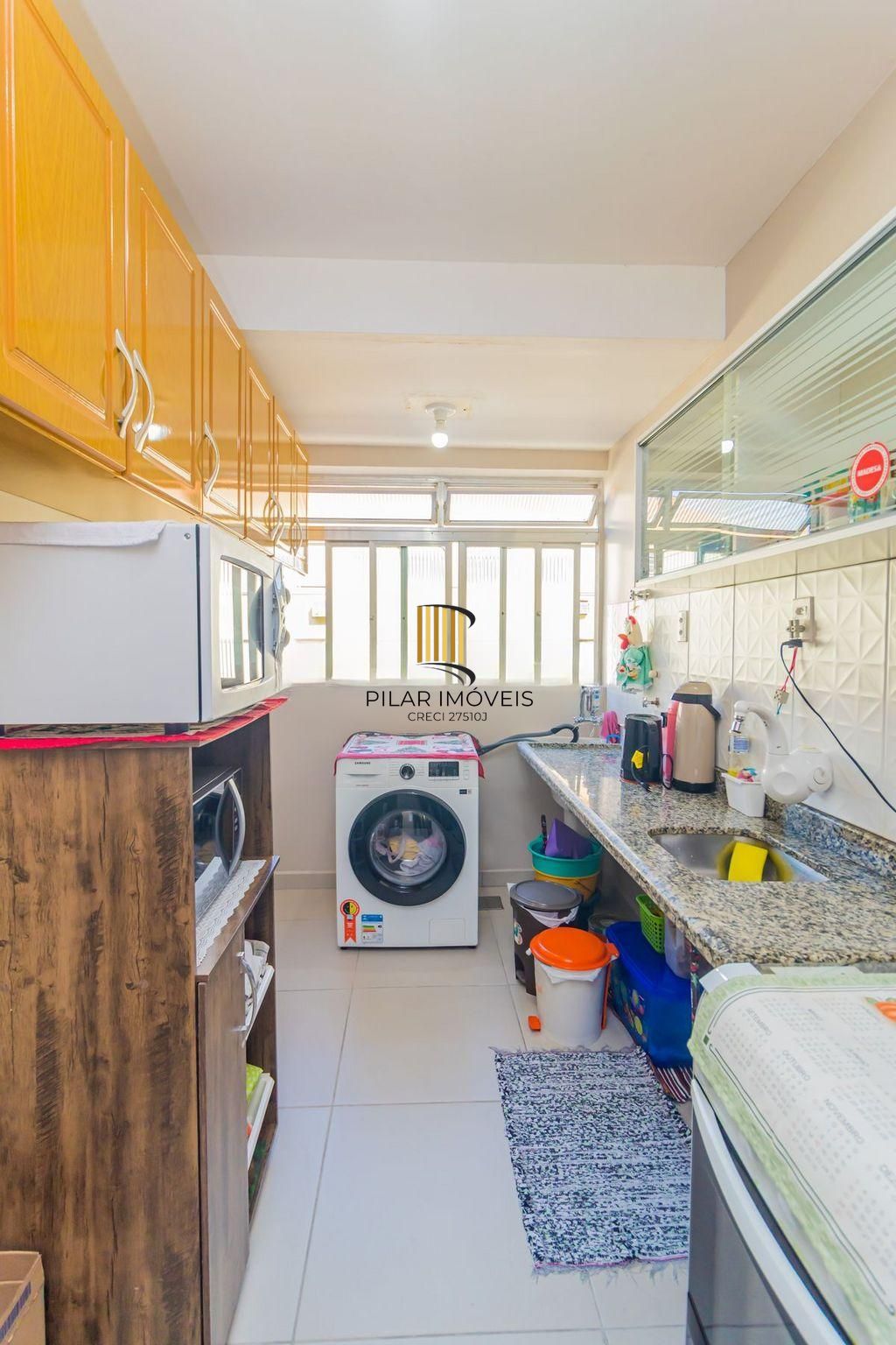 Apartamento 2 dormitórios no bairro Passo da Areia