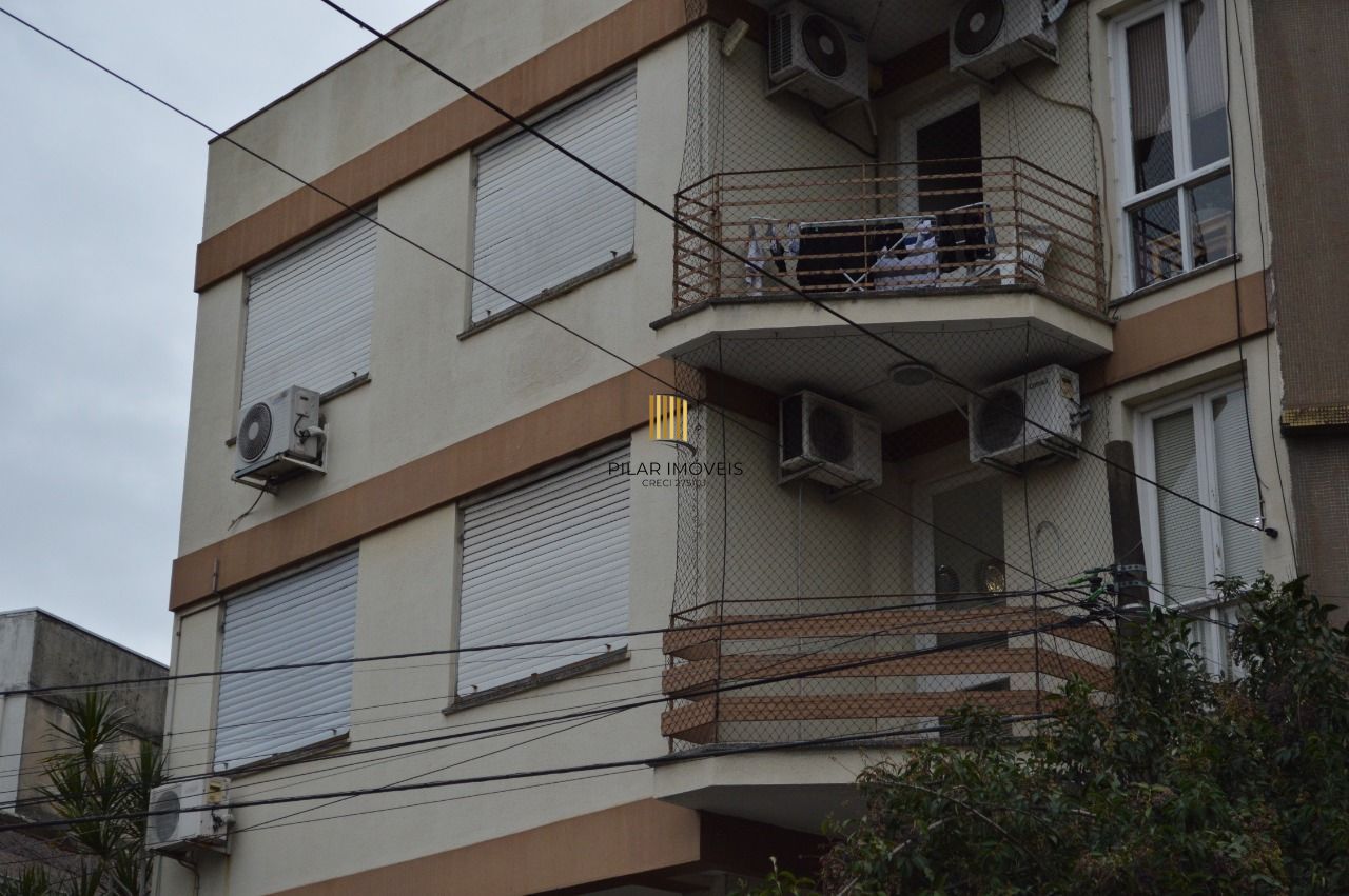 Apartamento com 2 dormitórios e terraço na Cristóvão Colombo!