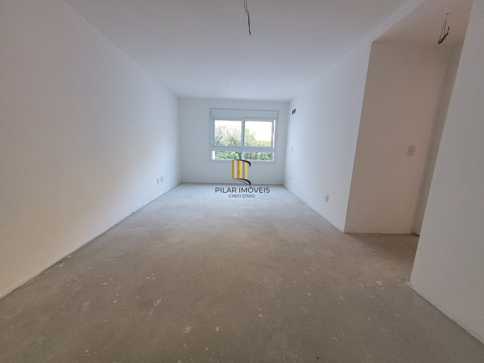 cobertura vista Beira Rio  03 dormitórios com 2 suítes e três vagas individuais