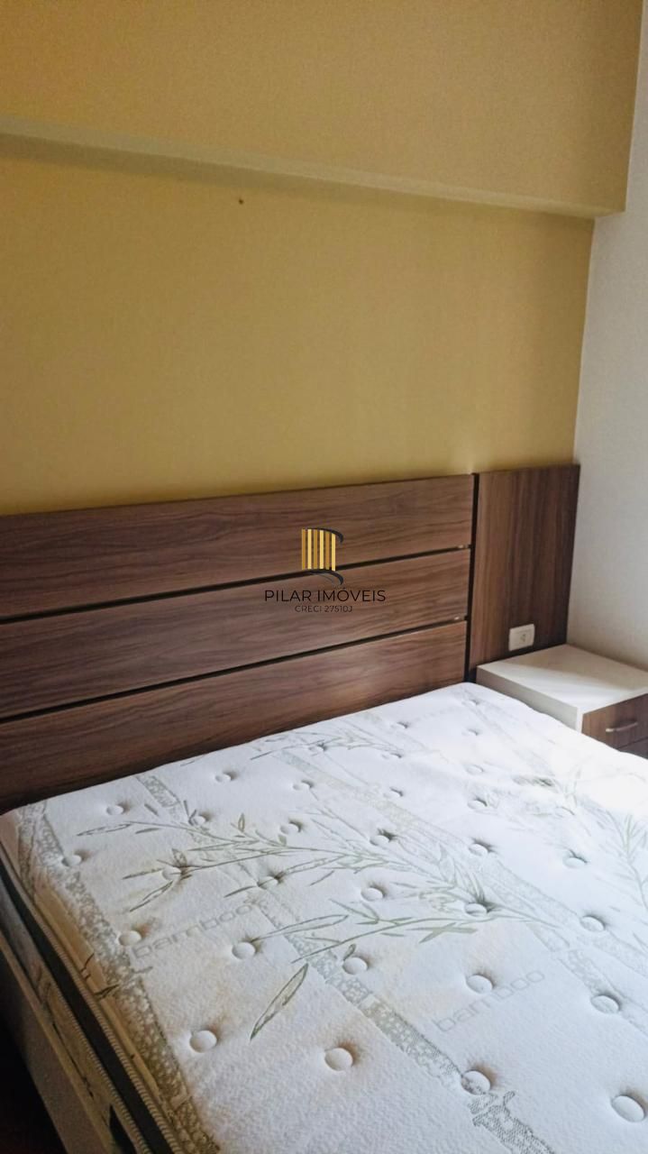 Apartamento  02 dormitórios e garagem