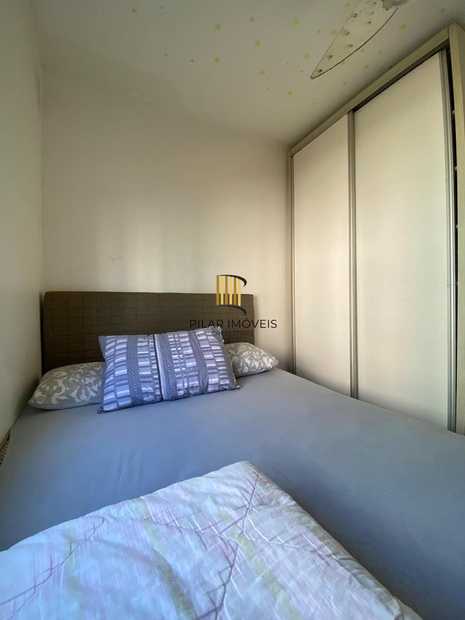 Apartamento 02 dormitórios com vaga de garagem escriturada