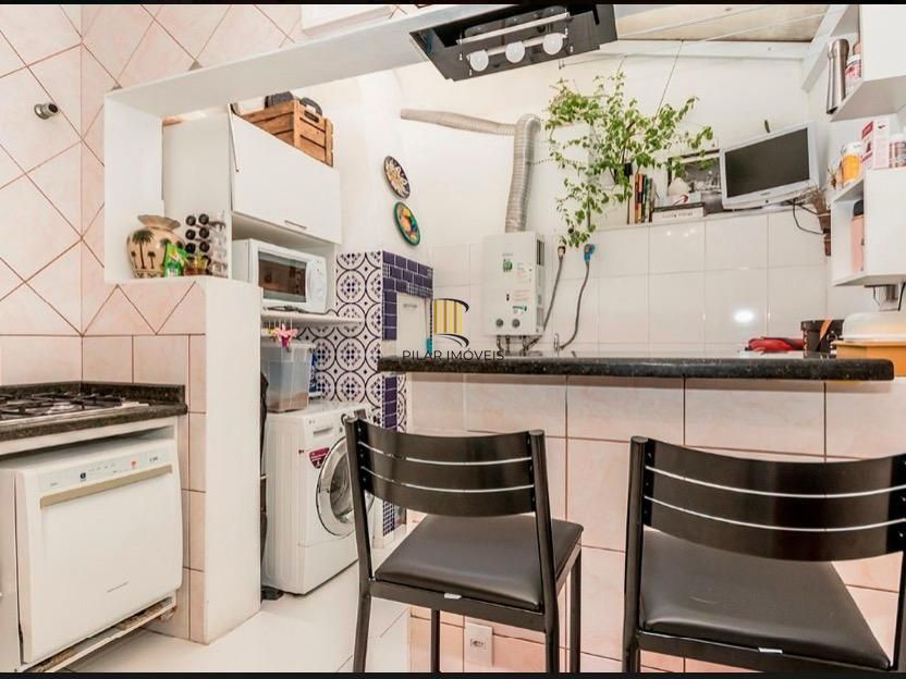 Casa 2 dormitórios no Jardim Itu Sabará