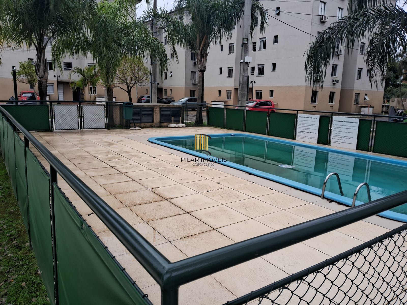 Apartamento 02 dormitórios com vaga no Bairro Sarandi